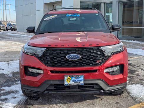 Used 2023 Ford Explorer ST w/ Equipment Group 401A image 8