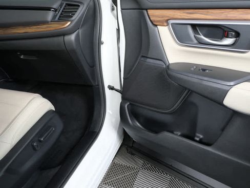Used 2020 Honda CR-V Touring image 23
