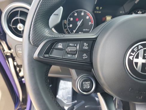 Used 2022 Alfa Romeo Stelvio Sprint RWD image 23