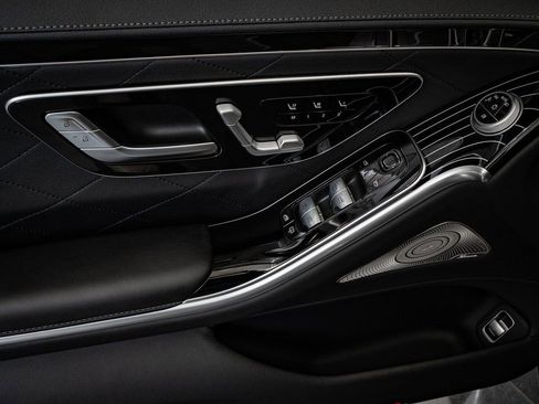 Certified 2024 Mercedes-Benz S 580 4MATIC Sedan image 25