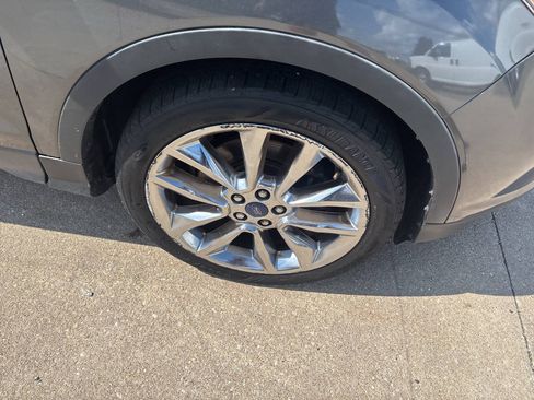 Used 2015 Ford Escape SE w/ SE Chrome Package AWD/4WD image 11