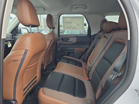 New 2025 Ford Bronco Sport Outer Banks w/ Outer Banks Tech Package+ AWD/4WD image 12