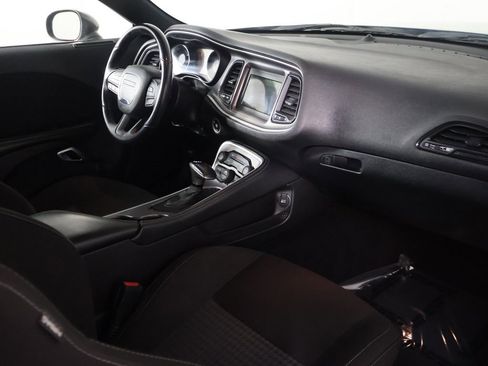 Used 2022 Dodge Challenger GT image 22