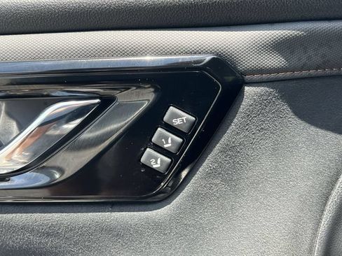 Certified 2025 Subaru Forester Touring AWD/4WD image 37