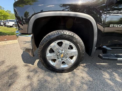 Used 2021 Chevrolet Silverado 2500 LTZ AWD/4WD image 36
