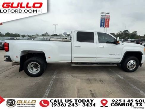 Used 2016 GMC Sierra 3500 Denali w/ Duramax Plus Package AWD/4WD image 9