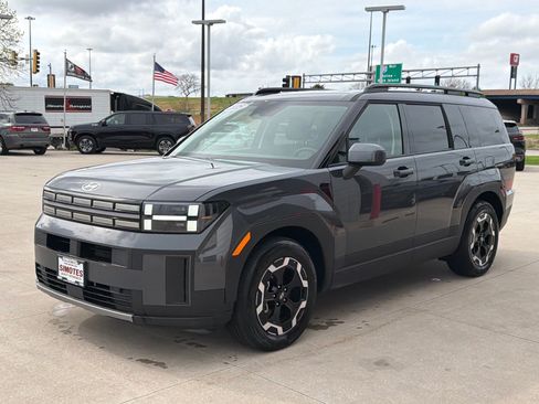 Used 2026 Hyundai Santa Fe SEL image 4