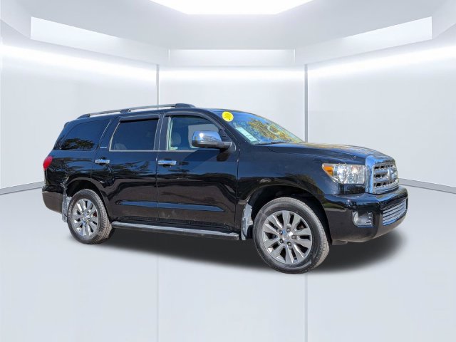 Used 2016 Toyota Sequoia Limited w/ Safety & Convenience Package AWD/4WD image 2