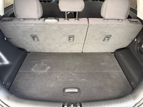 Used 2016 Kia Soul FWD image 24
