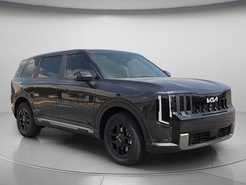 New 2027 Kia Telluride LX FWD image 3