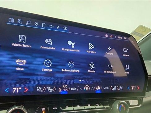 Used 2025 Chevrolet Blazer EV RS image 48