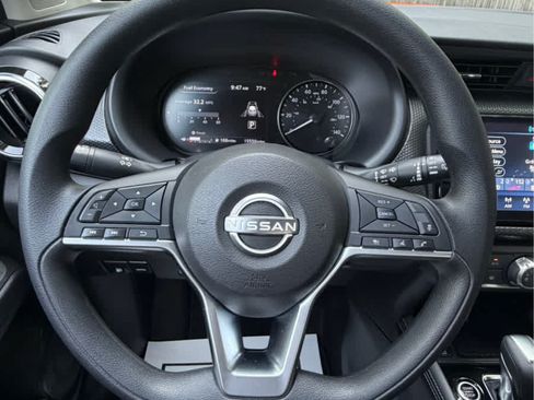 Used 2023 Nissan Kicks SV FWD image 20