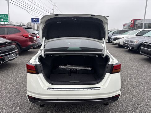 Used 2022 Nissan Altima 2.5 SR w/ Midnight Edition Package image 5