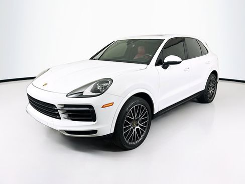 Used 2021 Porsche Cayenne AWD/4WD image 3