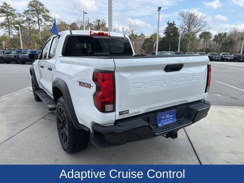 Used 2024 Chevrolet Colorado Trail Boss w/ Technology Package image 6