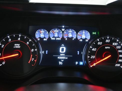Used 2019 Chevrolet Camaro ZL1 image 15