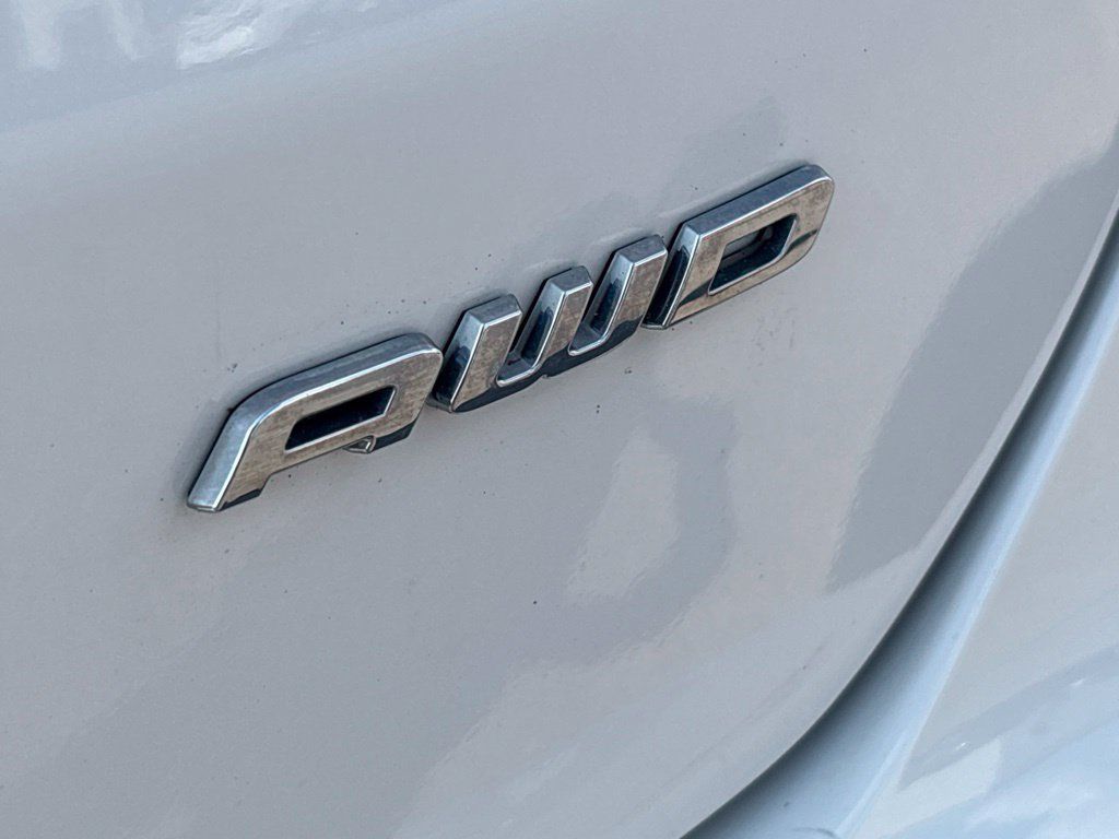 Used 2023 Ford Edge Titanium AWD/4WD image 17