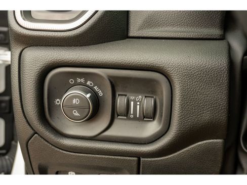 Used 2025 RAM 1500 RHO image 26