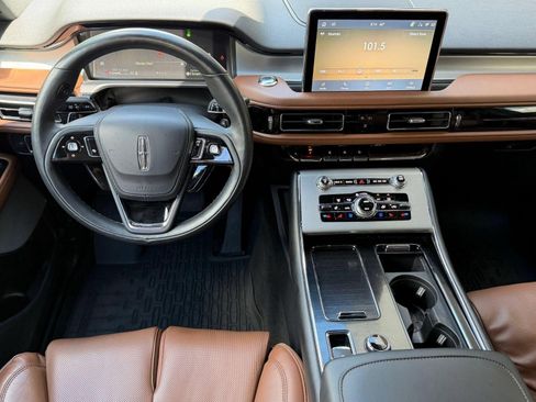 Used 2023 Lincoln Aviator Reserve w/ Equipment Group 201A AWD/4WD image 24