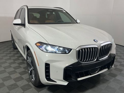 New 2026 BMW X5 sDrive40i w/ M Sport Package image 4