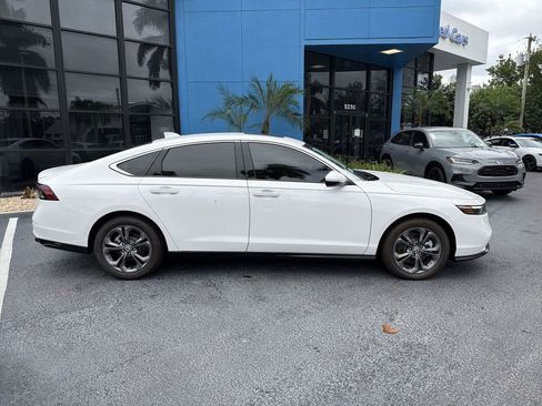 New 2025 Honda Accord EX-L image 5