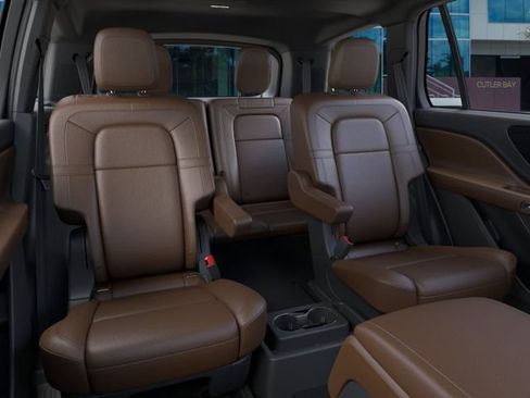 New 2025 Lincoln Aviator Reserve w/ Illumination Package RWD image 11