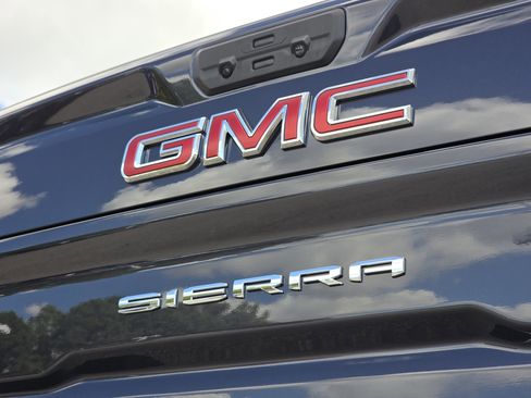 New 2025 GMC Sierra 2500 SLT w/ SLT Premium Package image 50
