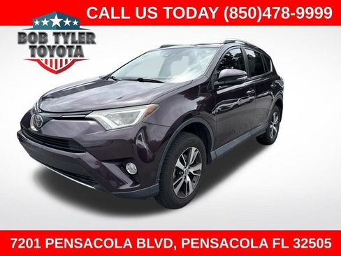 Used 2018 Toyota RAV4 XLE FWD image 1