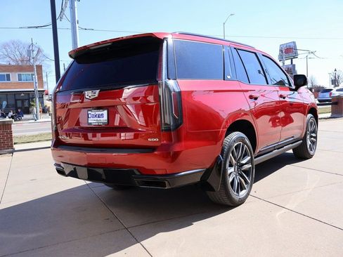 Used 2021 Cadillac Escalade Sport w/ Driver Assist Tech Package image 7