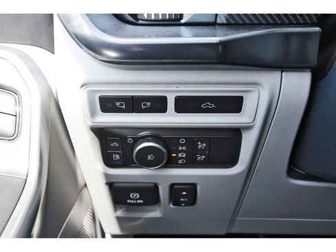 Used 2021 Ford F150 Limited AWD/4WD image 18
