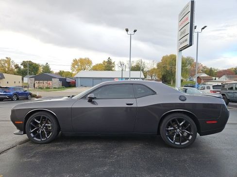 Used 2021 Dodge Challenger GT w/ Plus Package image 7