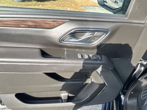 Used 2023 Chevrolet Tahoe LS image 15