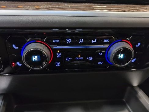 New 2026 Chevrolet Silverado 1500 RST w/ Dark Appearance Package image 27