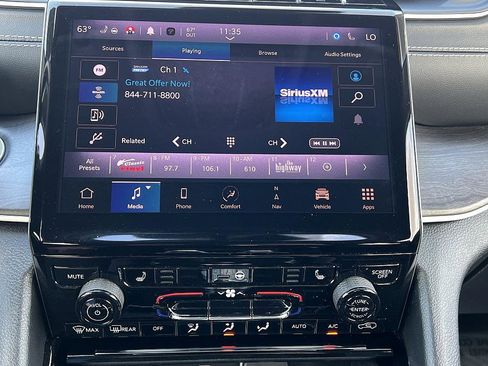 Used 2021 Jeep Grand Cherokee L Limited image 24