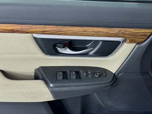 Used 2018 Honda CR-V EX image 18