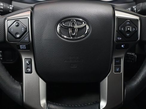 Used 2022 Toyota Tacoma Limited image 17