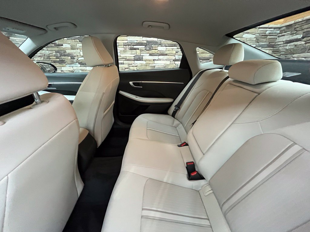Used 2024 Hyundai Sonata SEL AWD/4WD image 46