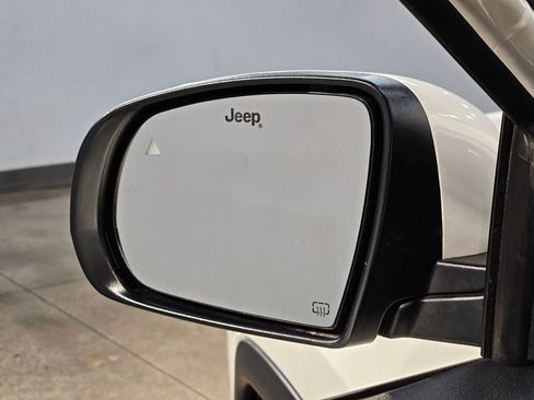 Used 2019 Jeep Compass Limited w/ Safety & Security Group image 22