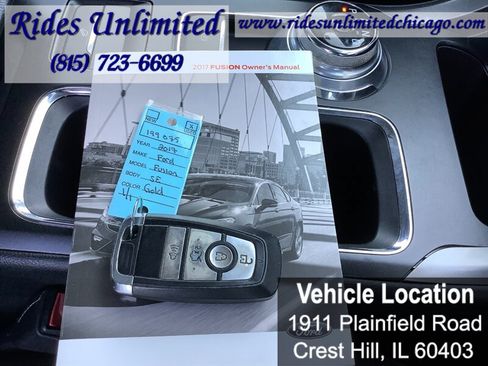 Used 2017 Ford Fusion SE FWD image 20
