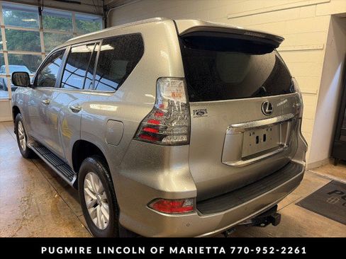 Used 2021 Lexus GX 460 Premium w/ Premium Package AWD/4WD image 4