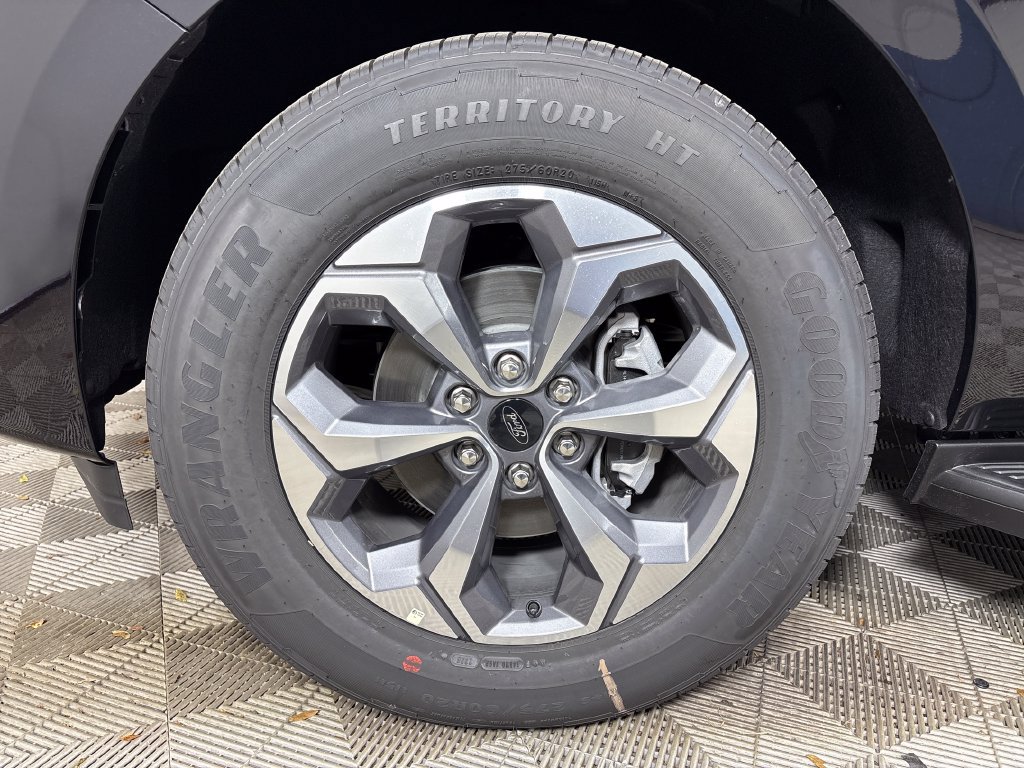 New 2027 Ford Expedition Max Active RWD image 13