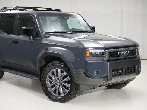 Used 2025 Toyota Land Cruiser image 15