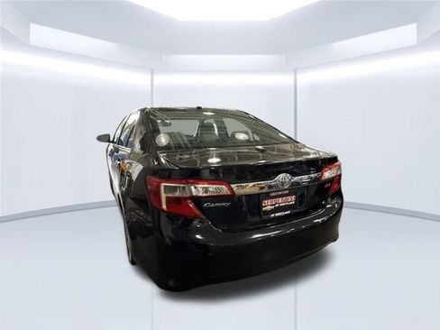 Used 2013 Toyota Camry XLE w/ Leather Pkg FWD image 20