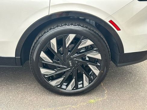New 2026 Lincoln Nautilus Reserve w/ Jet Appearance Package AWD/4WD image 18