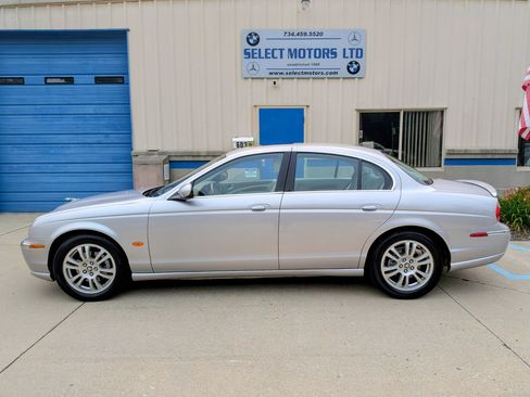 Used 2003 Jaguar S-TYPE 4.2 RWD image 3