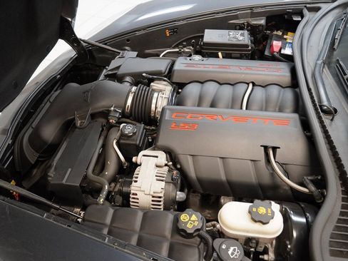 Used 2013 Chevrolet Corvette Grand Sport w/ 3LT Preferred Equipment Group image 16