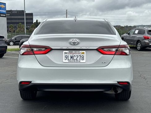 Used 2024 Toyota Camry LE image 4