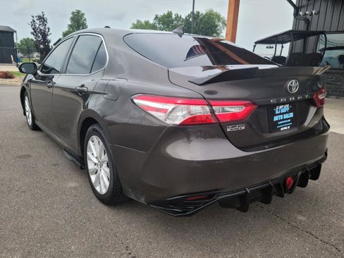 Used 2019 Toyota Camry LE FWD image 6