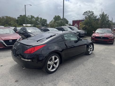 Used 2007 Nissan 350Z Touring w/ Aerodynamics Pkg image 5