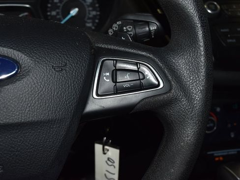 Used 2017 Ford Escape SE image 9